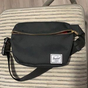 Herschel belt bag